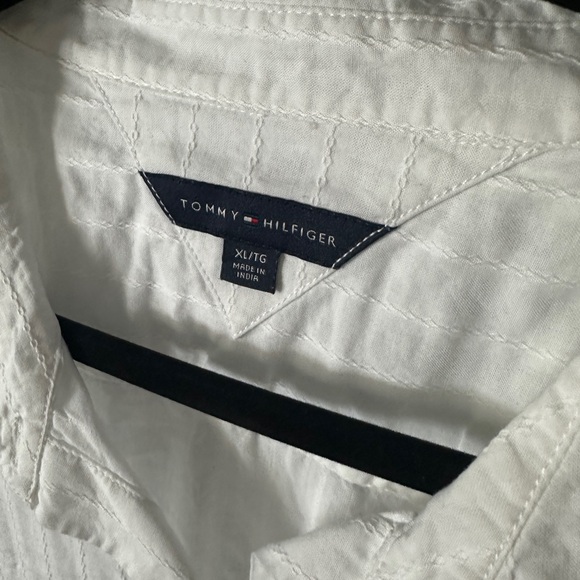 Tommy Hilfiger Classic White Striped Button-Down Shirt - Picture 4 of 7